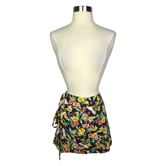 WAYF Kenny Linen Blend Wrap Skirt - Black Hawaiian Print - Size Medium - Picture 2 of 10